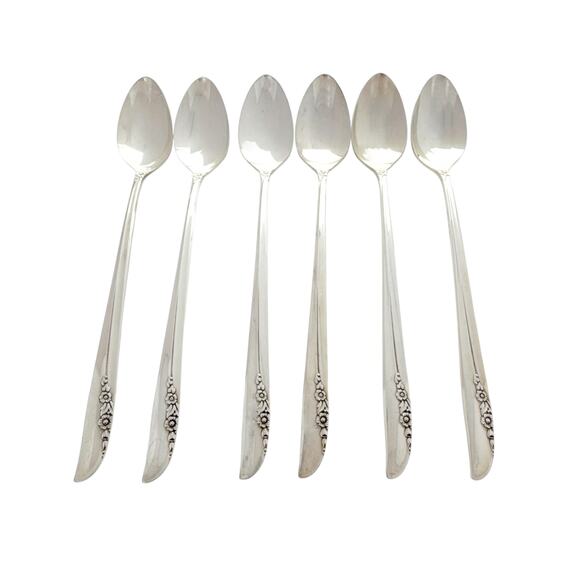 ONEIDA LTD. 1881 ROGERS Lilac Time Pattern Silverplate Flatware 73 Piece Set - Picture 14 of 16